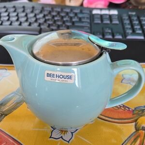 Bee House Teapot with Infuser